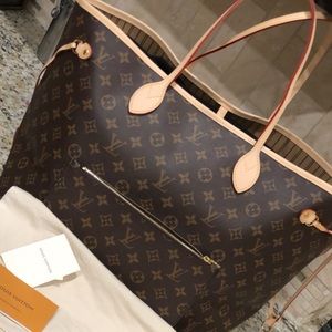 Louis Vuitton Purse